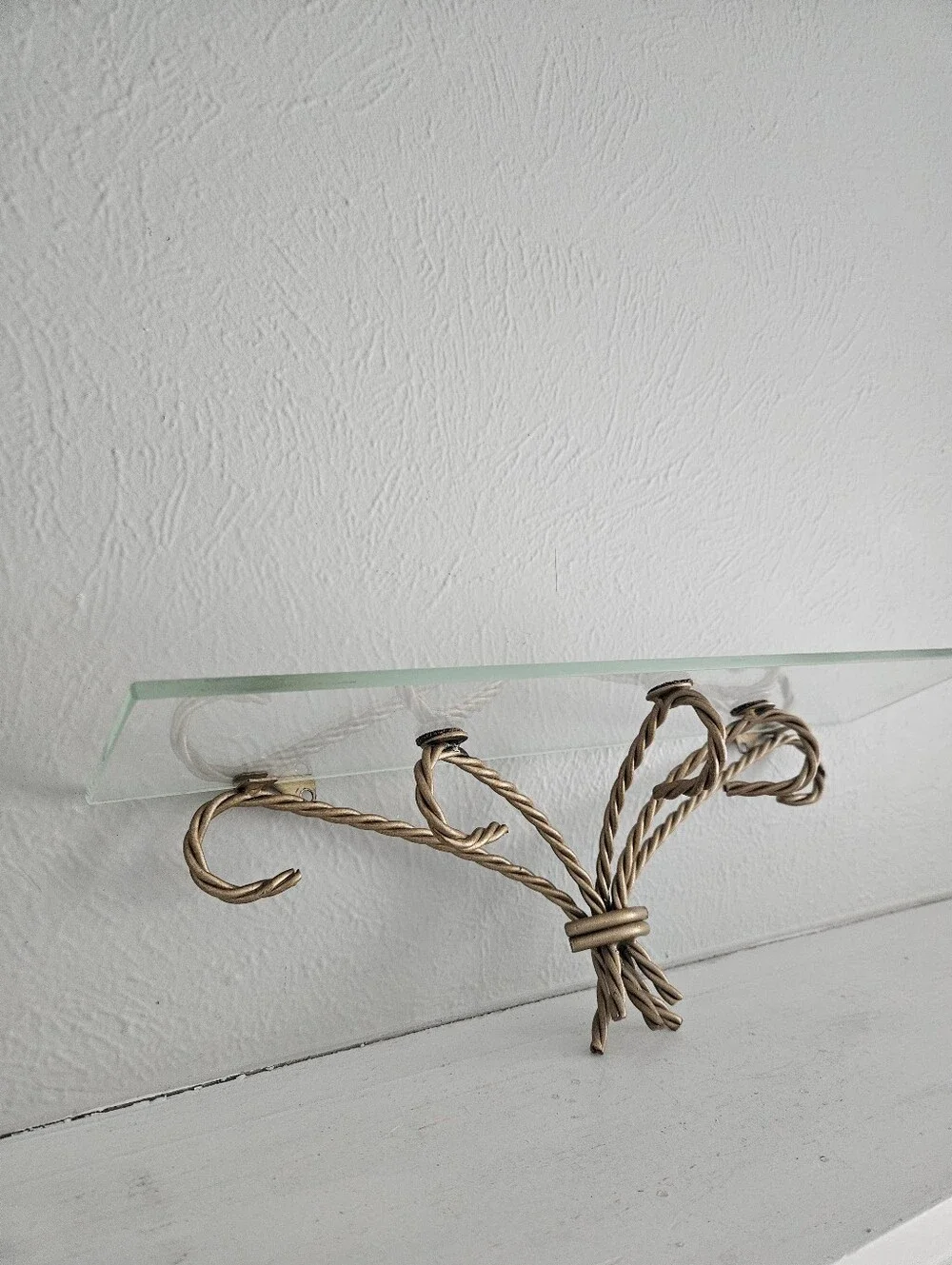 Vintage HOMCO Chateau Twisted Gold Brass Rope Decorative Wall Shelf With Glass